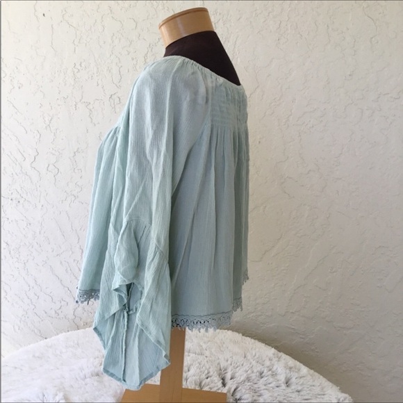 Raga blouse Womans medium bell sleeve crinkle material light green lace … - Picture 3 of 15